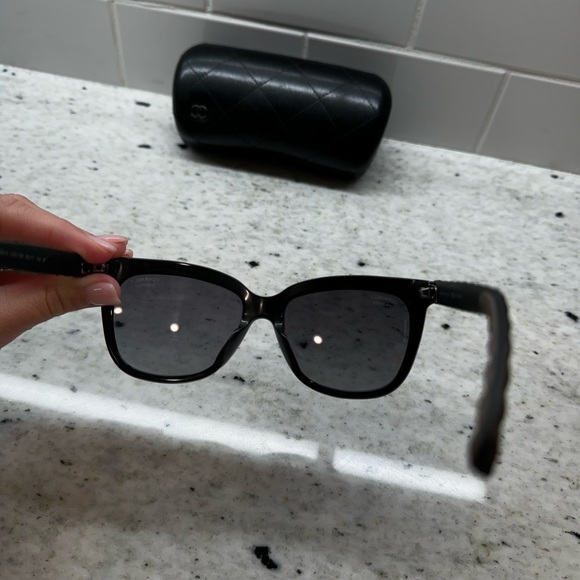 Chanel Polarized Sunglasses and case - Picture 4 of 9